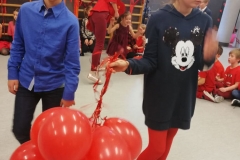 52038599_645979335838307_625436977344282624_n