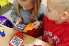 51984862_398795907564572_6226705094520340480_n